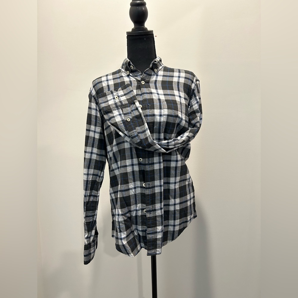 American Eagle long-sleeve shirt